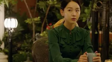 Vert Ruffle Flare Robe portée par Lee Yeon Seo (Shin Hye-sun) dans l'Ange de la Dernière Mission: l'Amour de l'Épisode 10