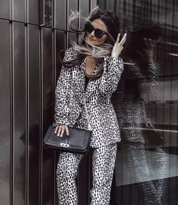 Topshop Leopard Print Veste de Mercer7 sur l'Instagram account @mercer7official