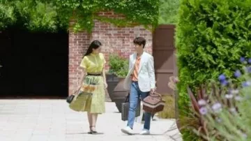 Yellow Pinted Skirts worn by Lee Yeon Seo (Shin Hye-sun) in Angel's Last Mission: Love  Episode 13