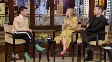 Isabel Marant Yel­low Cor­duroy Dress worn by Kelly Ripa in LIVE with Kelly and Ryan January 27, 2020