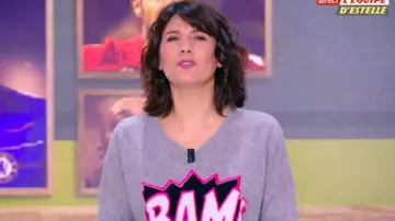 El jersey de cuello redondo oversize, 100% cachemira BAM de Estelle Denis en L'Équipe d'Estelle LE 28.01.2020