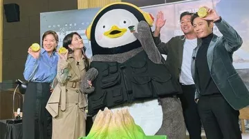 Gabardina beige Ruffle usada por Choi Ji-Young (Bae Suzy) en Ashfall