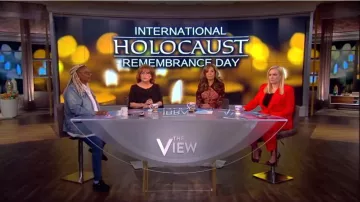 Alice + Olivia Red Pant pantalón de cintura alta usado por Meghan McCain en The View enero 27, 2020