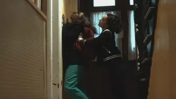 Saint Laurent Clas­sic Ted­dy Jack­et worn by Hana Gibson (Keisha Castle-Hughes) in FBI: Most Wanted  Season 01 Episode 04 