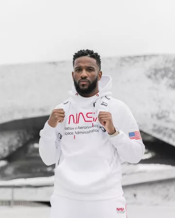 The sweat Nasa Celio Ricky Thomason on the account Instagram of @rickythomason