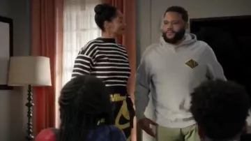 Gris Capuche porté par Andre "Dre' Johnson (Anthony Anderson), en black-ish Saison 6, Épisode 14