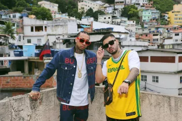 Burberry Horseferry Print Chaqueta vaquera japonesa de Tyga en la cuenta de Instagram @tyga