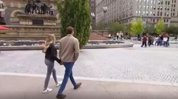 Veja White Women's V-10 Lace Up Sneakers worn by Kelsey W. in The Bachelor Season 24 Episode 4