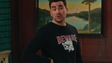 Soulland Beware Sweatshirt of David Rose (Daniel Levy) in Schitt's Creek (S06E05)
