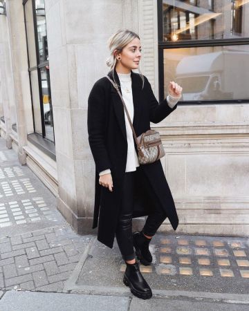 Mango Black Leg­ging of Georgia Luisa Allegra Meramo on the Instagram account @glameramo