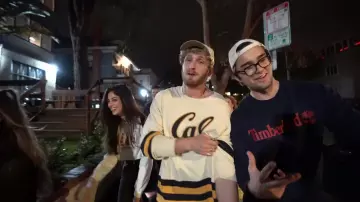 Le maillot de basketball Cal Bears porté par Logan Paul dans la vidéo YouTube CONFRONTING THE GIRL WHO SPIT ON ME!