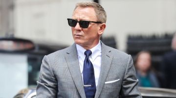 Barton Perreira Black sunglasses worn by James Bond (Daniel Craig) in No Time to Die