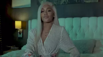 White and black striped robe of Saweetie in SAWEETIE - ICY GRL (Official Music Video)