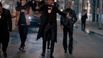 Hermès Black Leather 'Paris' Mocasines de A Boogie wit da Hoodie en el video musical A Boogie Wit Da Hoodie - King of My City [Video Musical Oficial]