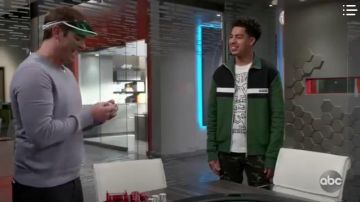 Sudadera Zippé Patch usada por Andre Johnson, Jr. (Marcus Scribner) en negro Temporada 6 Episodio 14