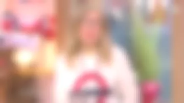 Hoody Capuche 100% Cachemire de Agathe Lecaron dans La maison des maternelles