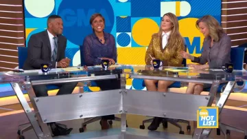 Fendi Vérifier Paillettes Pull porté par Blake Lively sur Good Morning America le 29 janvier 2020