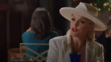 White Textured Blazer worn by Alexis Carrington (Elaine Hendrix) in Dynasty Season 3 Episode 11