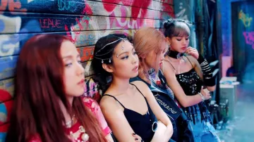 Punk Pant Demim worn by Lisa in the music video BLACKPINK - 'Kill This Love' M/V