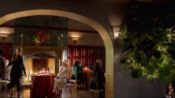 Vert Sandales à Talons de Fallon Carrington (Elizabeth Gillies) dans Dynastie (S03E11)