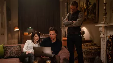 Pantalon en cuir portés par Rosalind Pearson (Michelle Dockery) comme on le voit dans L'Messieurs