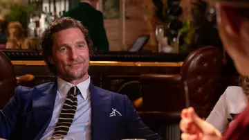 Black and yellow Knit striped tie worn by Mickey Pearson (Matthew McConaughey) as seen in The Gentlemen