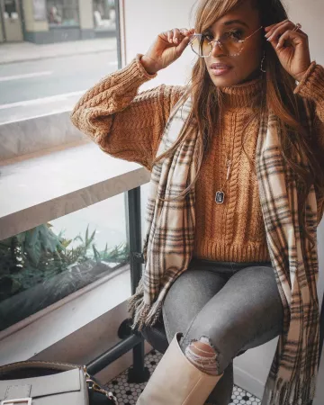 Cable Knit Jumper de Nimi en la cuenta de Instagram @nimiblackwell