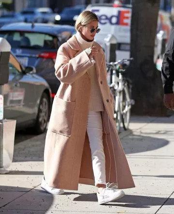 Saint Laurent New Wave Sunglasses worn by Hailey Baldwin Santa Monica February 2, 2020