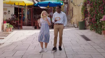 New Balance baskets noires portées par les Chidi Anagonye (William Jackson Harper) comme on le voit à La Bonne Place (S04E13)
