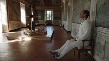 Asics sneakers worn by Lenny Belardo (Jude Law) as seen in The New Pope (S01E08)