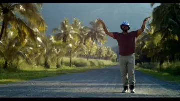 Maroon Red T-Shirt worn by ScHoolboy Q in ScHoolboy Q - Man Of The Year