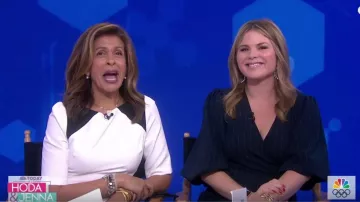 Black halo Wolfe Col­or­block Sheath Dress worn by Hoda Kotb on Today February 4, 2020