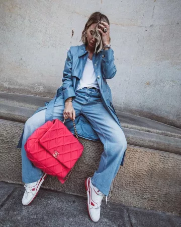 T-Shirt Blanc de Karin Teigl sur l'Instagram account @constantly_k