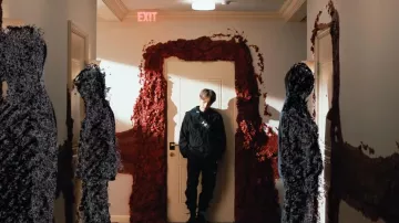 Black Elas­tic Belt Bag worn by Suga in the music video BTS (방탄소년단) MAP OF THE SOUL : 7 'Interlude : Shadow' Comeback Trailer