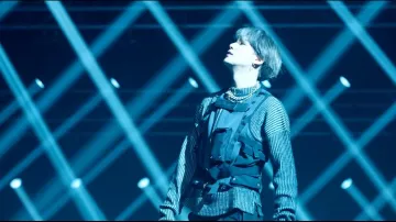 Run­way Tac­ti­cal Vest worn by Suga in the music video BTS (방탄소년단) MAP OF THE SOUL : 7 'Interlude : Shadow' Comeback Trailer