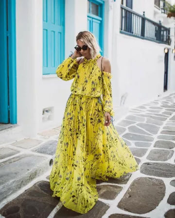 Plissée Robe Maxi de Karin Teigl sur l'Instagram account @constantly_k