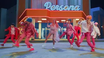 Pink Ry­thon Sneak­ers worn by Kim Taehyung in the music video BTS (방탄소년단) '작은 것들을 위한 시 (Boy With Luv) feat. Halsey' Official MV