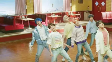 Den­im Jack­et worn by Kim Taehyung in the music video BTS (방탄소년단) '작은 것들을 위한 시 (Boy With Luv) feat. Halsey' Official MV