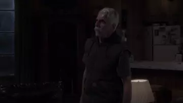 Carhartt hooded vest worn by Beau Bennett (Sam Elliott) as seen in The Ranch (S04E12)