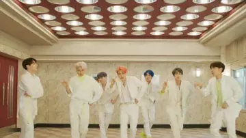 Grey Con­trast Trim Par­cel Tape In­dus­tri­al Belt worn by Jimin in the music video BTS (방탄소년단) '작은 것들을 위한 시 (Boy With Luv) feat. Halsey' Official MV
