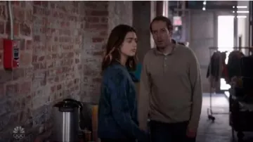 Sweater worn by Olive Stone (Luna Blaise) in Manifest Season 2 Episode 5