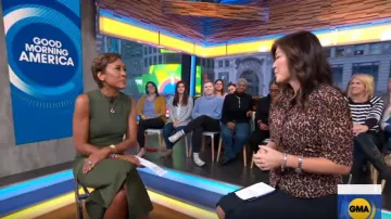 Yigal azrouël Patchwork Robe en Maille porté par Robin Roberts sur Good Morning America, le 5 février 2020