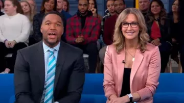 Cinq & sept Kylie Satin Blazer usado por Lara Spencer en Good Morning America febrero 5, 2020