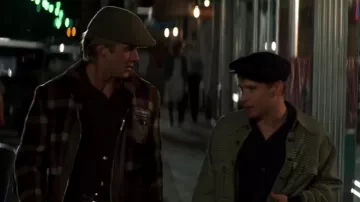 Noah's (Ryan Gosling) Gorra Vintage Gris en Never Forget