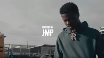 Vert à Capuche Sweat-shirt porté par Roddy Ricch dans Roddy Ricch - Bas [official Music Video] (Dir. par JMP)