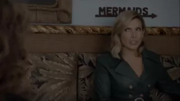 Green Leather Trench Coat worn by Brianna Hanson (June Diane Raphael) in Grace and Frankie Season 6 Episode 13