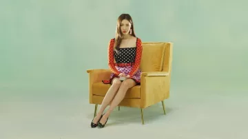 The Mon­tana Dress worn by Sunmi in the music video [MV] SUNMI(선미) _ 누아르(Noir)