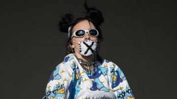 worn by Billie Eilish in Billie Eilish - Funny Moments