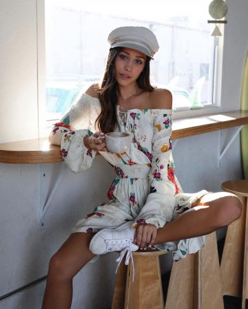 Mini vestido Frock de Danielle Brown en la cuenta de Instagram @danielleebrownn