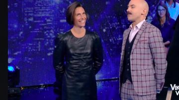 The short dress round neck in Black leather Alessandra Sublet in Friday, anything goes with Arthur to the 07.02.2020
